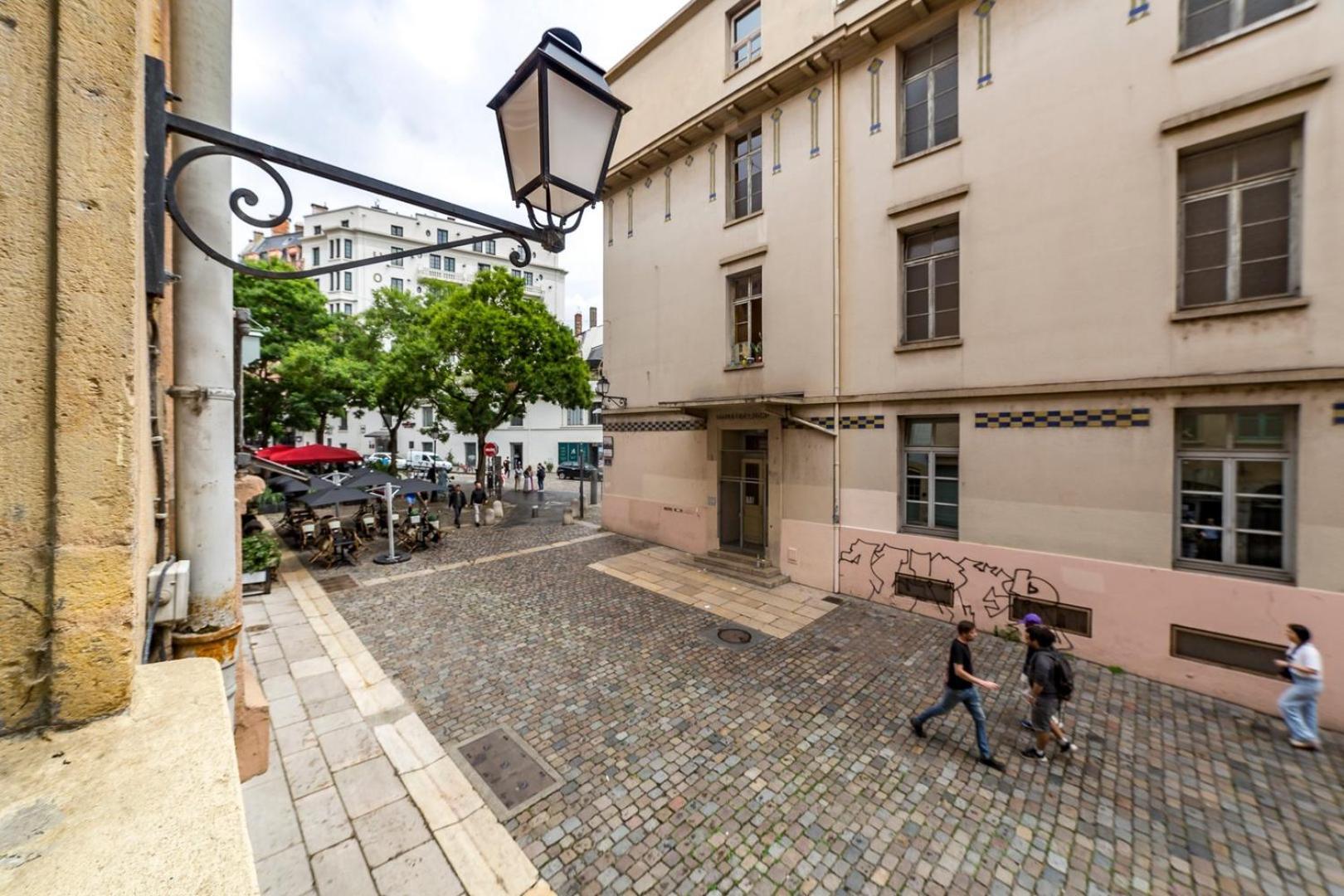 L'Historique Ail Apartment Lyon Bagian luar foto